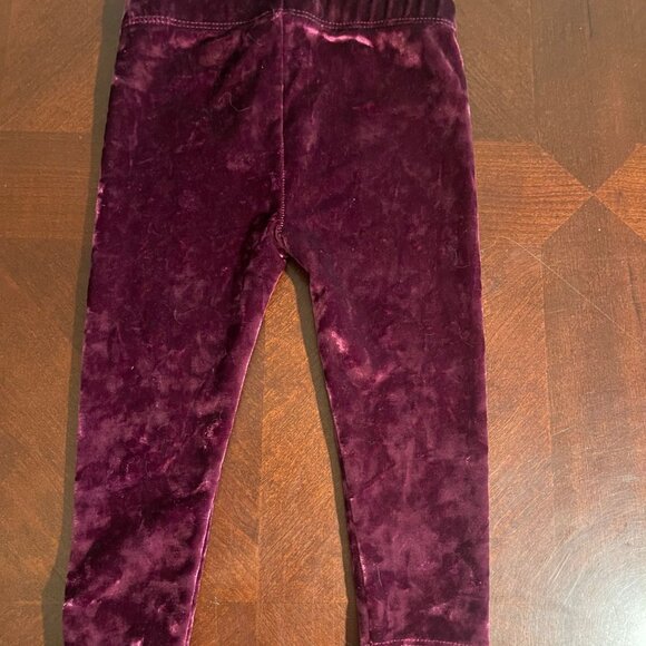 Nike Baby Girls Velour Burgundy Leggings 18M Soft Stretchy Fabric Embroidered - Picture 6 of 6